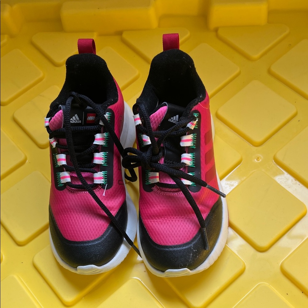 Adidas Kids Sneakers in Pink and Black